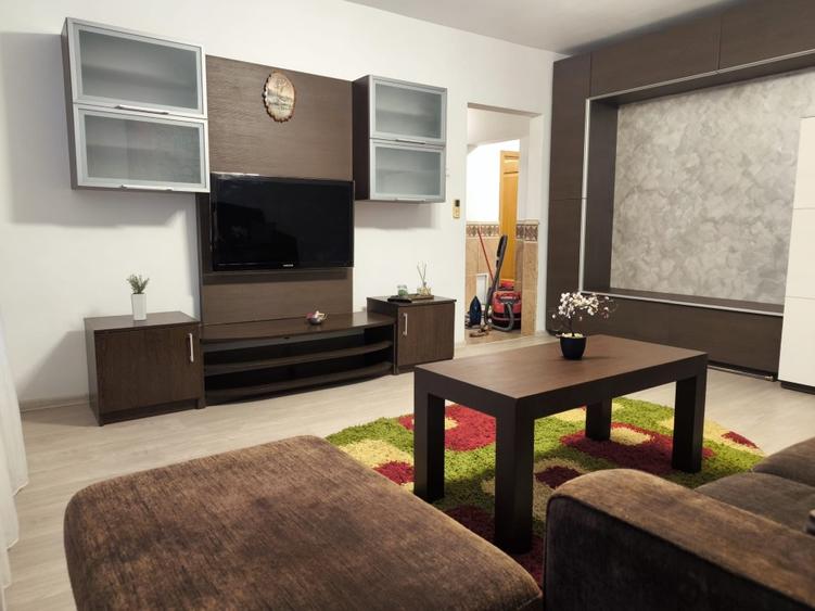 Inchiriere 3 camere vis-a-vis de MALL VITAN complet mobilat si utilat