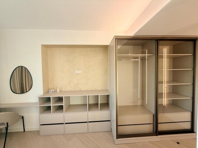 Apartament 3 camere cu vedere panoramică – Cortina Nord | Etaj 10/10 | 2 parcări
