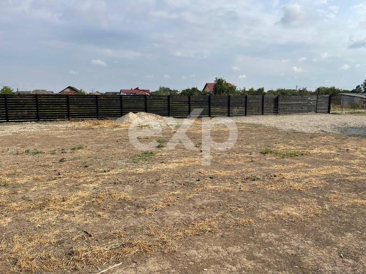 Lot ideal pentru casă – 959 mp, Bradu Central, deschidere 40 m