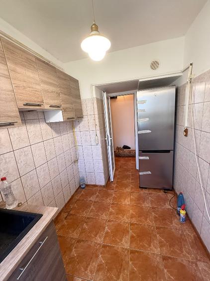 Apartament 3 camere, Dacia, etaj 2, 84500e