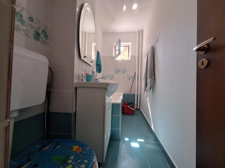 Renovat, mobilat si utilat! Apartament 2 camere-etaj 2-Sagului
