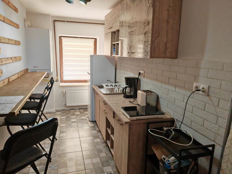 Apartament 4 camere renovat, 3 unitati regim hotelier zona Centrul Istoric