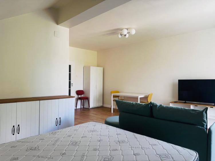 Inchiriez studio 40mp renovat nou in Floreasca - compozitori