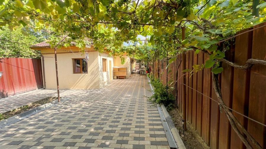 Casa 3 camere | 2 min Metrou Laminorului | Teren 241 mp | Renovata complet