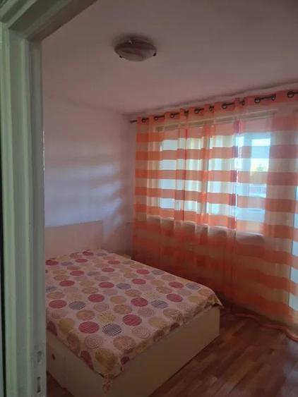 Apartament - 2 camere - decomandat - Tineretului