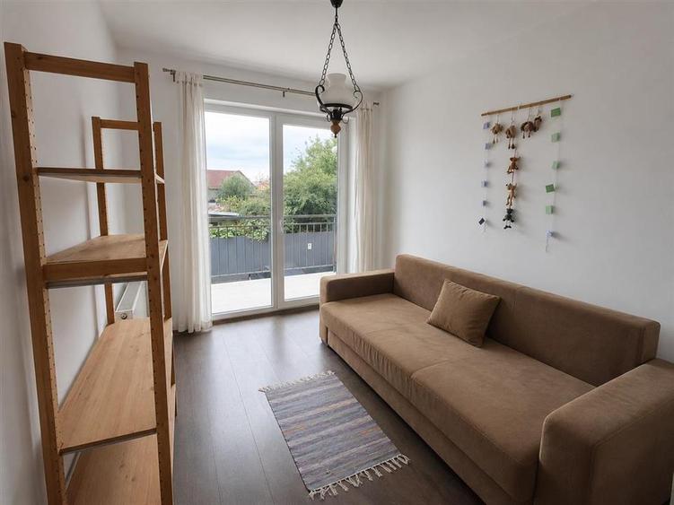 Apartament 3 camere 2 bai Et 1 parcare City Residence