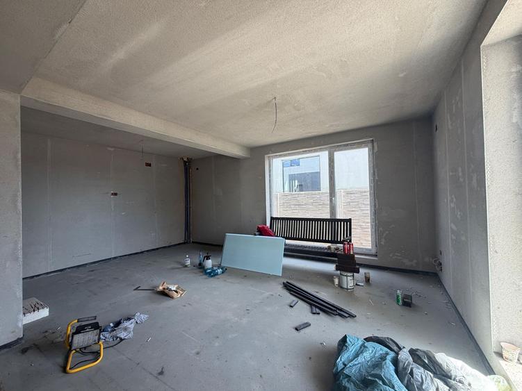 Duplex patru camere Dumbrăvița