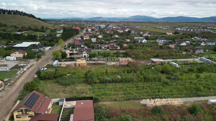 Teren intravilan - 43