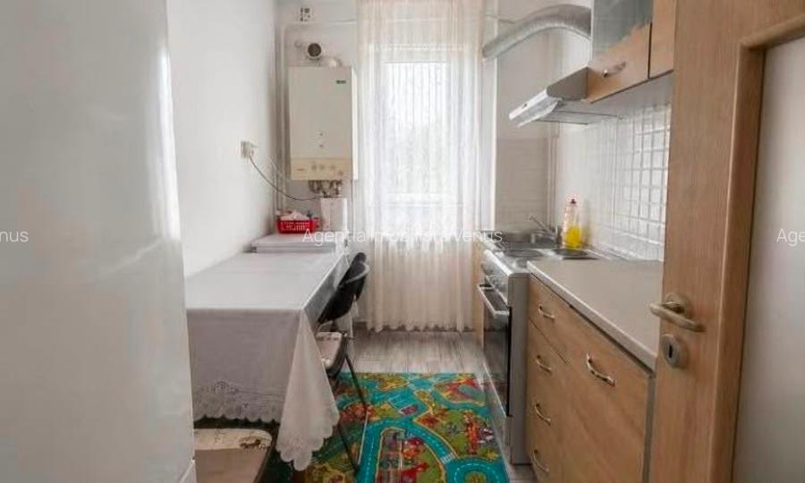 Apartament 2 camere complet renovat etaj 1 - 2