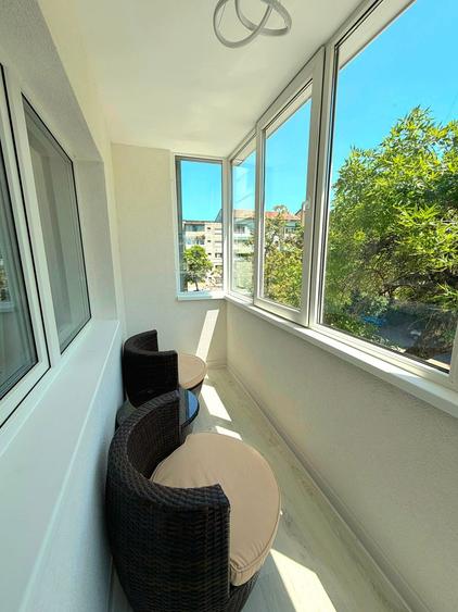LA CHEIE: Apartament 3 camere, etaj 2, renovat, design premium