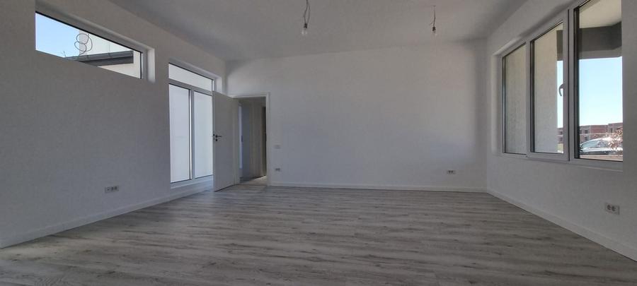 Investește în calitate: Case pe parter în cel mai nou și aerisit complex.