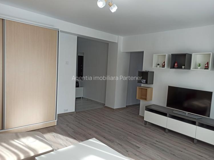 2 camere, Gavana 3 (Q-uri), renovat / totul nou / mobilat, centrala - 13