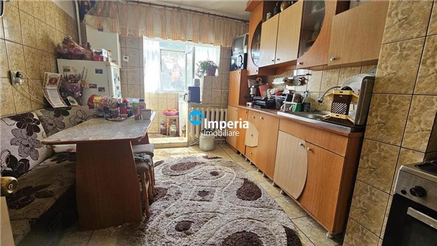 Apartament 3 camere de vanzare, etaj 2 BLD Poitiers