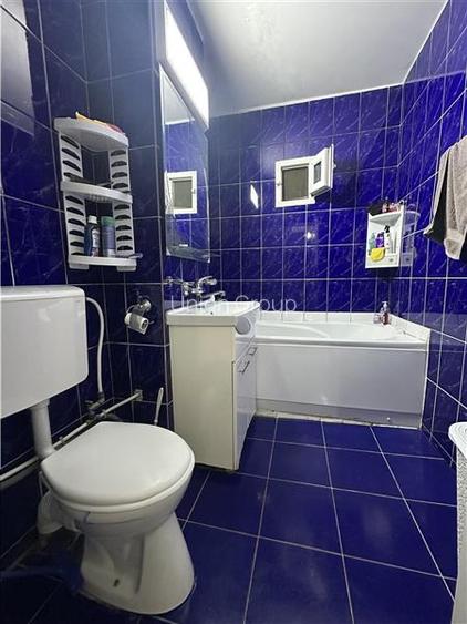Apartament 3 Camere Decomandat Zona Far - 11