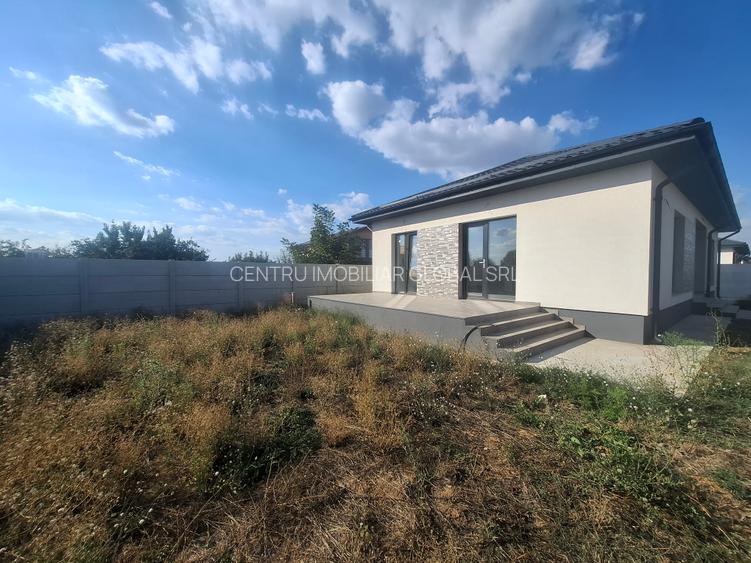 ​Casă individuală cu 4 camere de vânzare – Parter modern în zona Domnești - 28