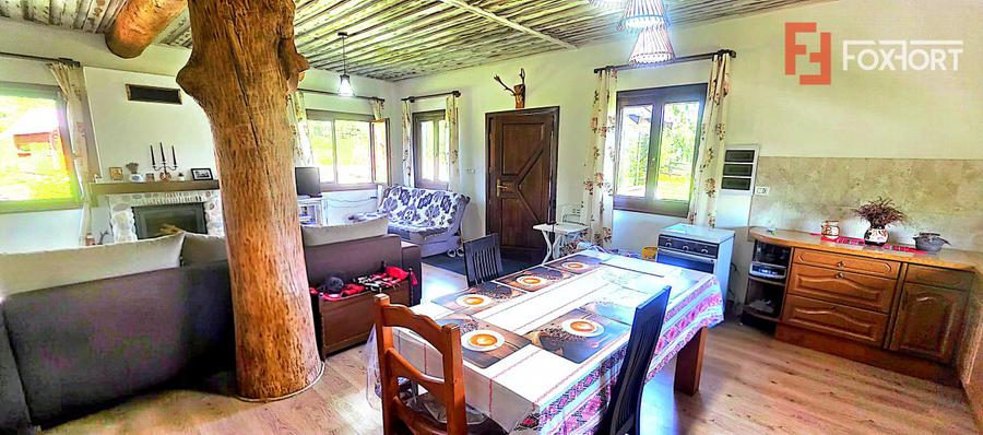 Cabane cu 7 camere de vanzare in Albac