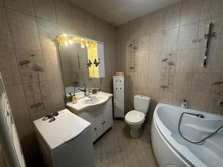 Casa 5 Camere - 125mpu cu Teren de 176mp in Selimbar