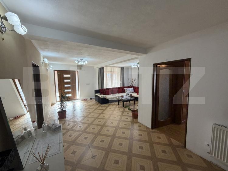 Casa de vanzare in suprafat de 180 mp cu 800 mp teren, loc. Surduc - 10