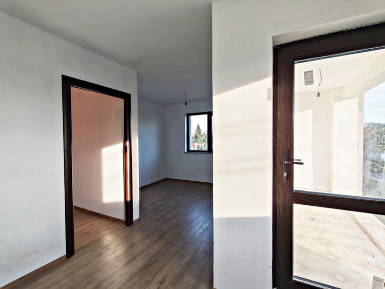 Casa 4 camere - locuibila, dar cu investitii necesare. Comision 0%