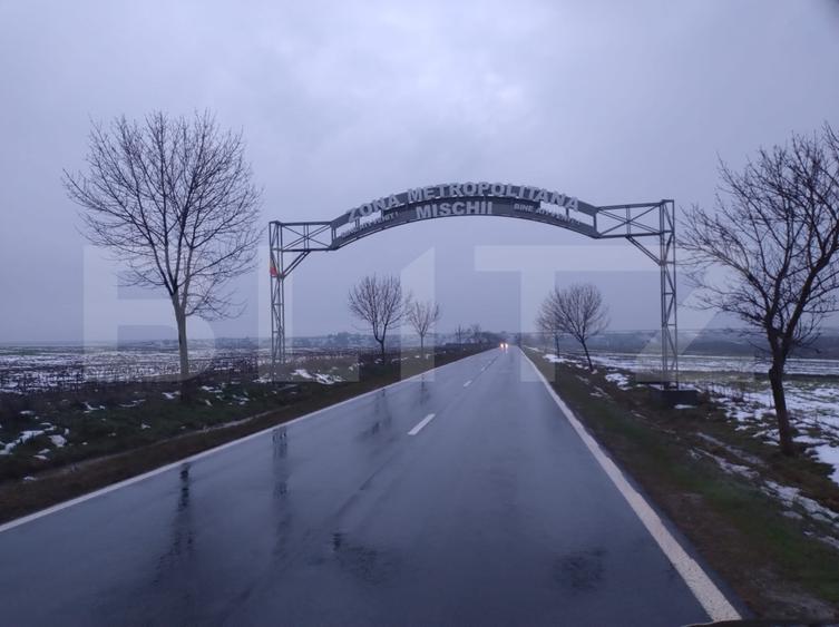Teren intravilan Mischii DN 65C, 17000 mp, toate utilitățile