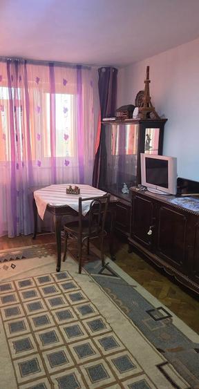 Apartament 2 camere, decomandat, 53 mp, cartier Micro 5, liber, acte în regulă