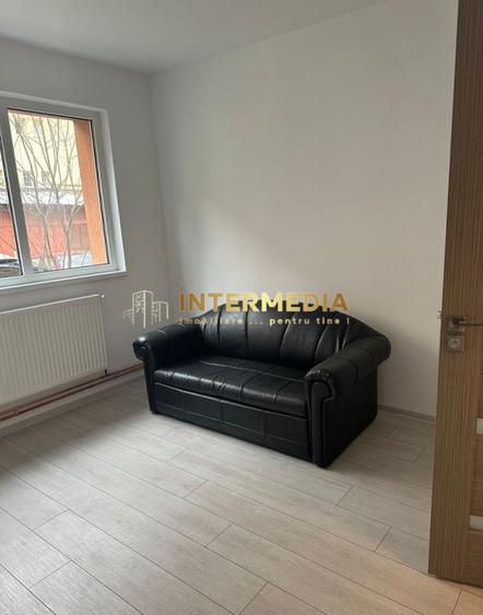 Apartament 2 camere decomandat | 1 Baie | balcon | 49 mp | Loc Parcare | Centru