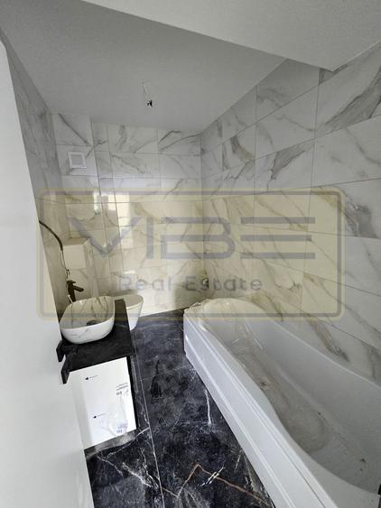 Copou- 3 camere 2 bai- decomandat- modern- parcare acoperita