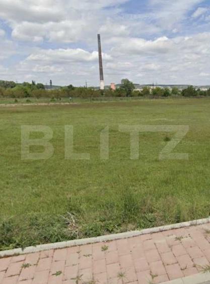 Teren intravilan 2995 mp, strada asfaltată, zonă centrală Suceava