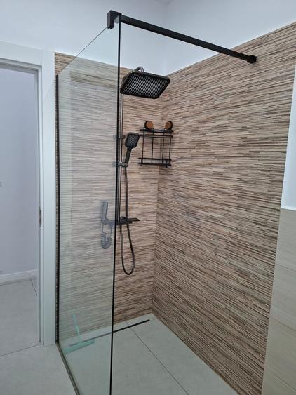 Penthouse cu terasa generoasa 53 mp prima inchiriere Calea Surii Mici