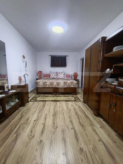 Casa cu 3 camere și teren în suprafață de 2000 mp