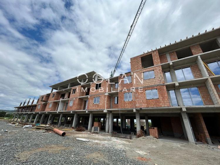 NOU Penthouse 3 cam.+ Terasa 57 mp - Selimbar