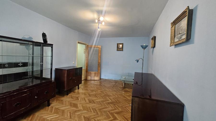 APARTAMENT 3 CAMERE , PIATA RAHOVEI