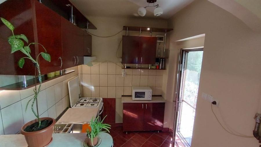 Apartament 2 camere semidecomandat, cartier Gruia