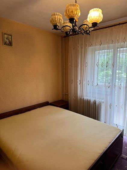 Inchiriez apartament 2 camere
