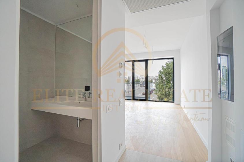 Stațiunea Mamaia - Vânzare apartament cu 2 camere, 2 bai si terasa.