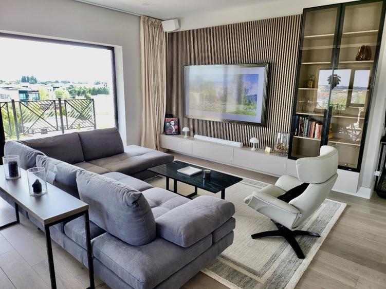 Penthouse- 4 camere cu rooftop de 160mp