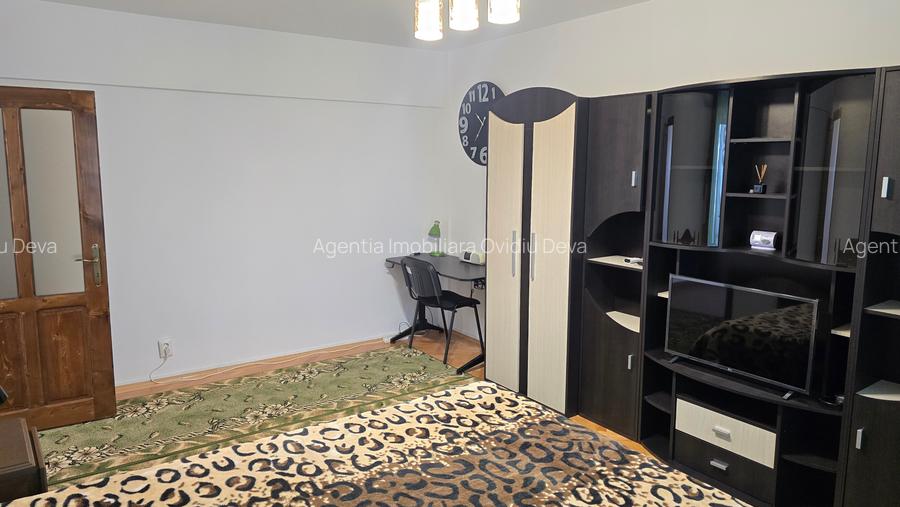 Inchiriez apartament 1 camera decomandat  Deva, Pietroasa (Bl. Mintiei) et 3 - 3