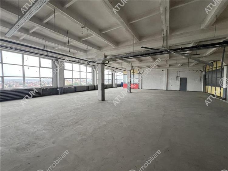 Hala industriala compartimentata in 5 spatii situat in zona Centrala
