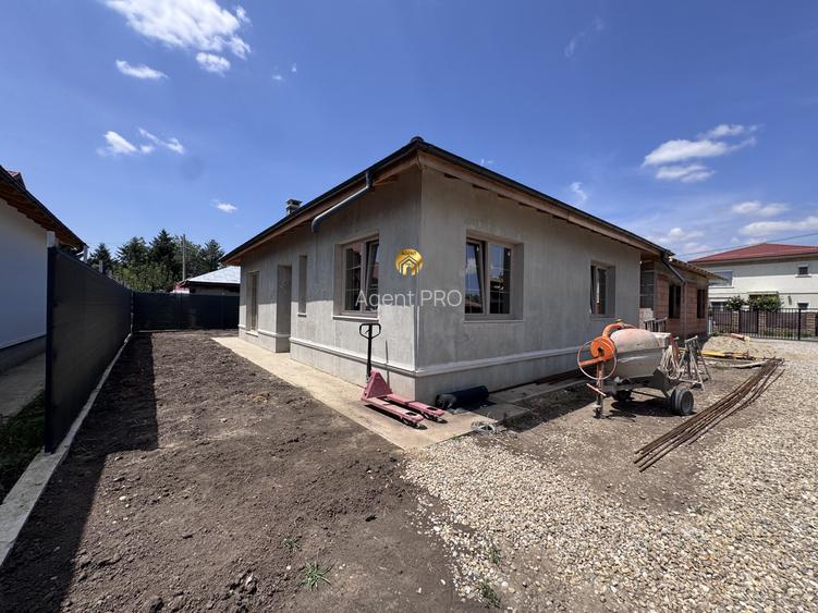 Vila Individuala Parter+Pod 4 camere - 300mp teren - Otopeni - 5