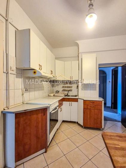 Apt. parter Piața Romană | 5 camere | Curte | 8 Locuri de Parcare - 28