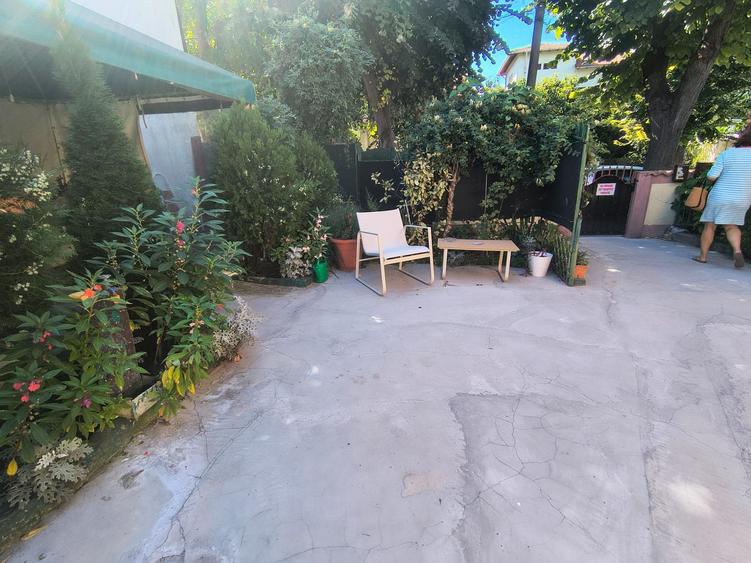CASA CASATORIILOR P+M,3 CAMERE 850EURO