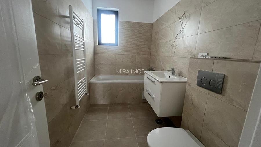 Duplex premium de vânzare – stradă privată, ideal pentru familie - 10