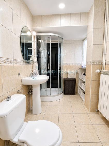 Casa cu 5 camere, singur in curte, cu Garaj zona Iosia, Oradea - 8