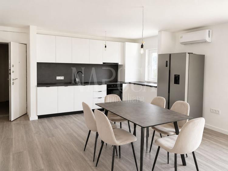 Apartament 4 camere de vanzare in Floresti