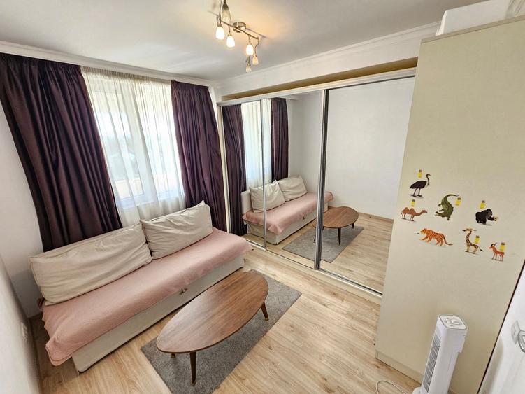 Iancu Nicolae-Apartament tip Penthouse- 150 mp total, cu doua parcari
