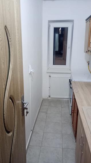 Garsoniera 27mp Bradet etaj 3 finisata 38.800eur