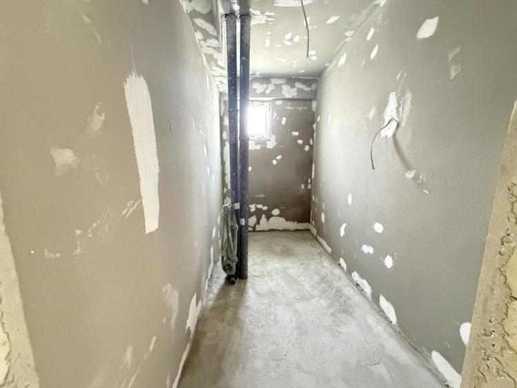 Penthouse 4 cam, 106 mp + Terasa 64 mp - Selimbar