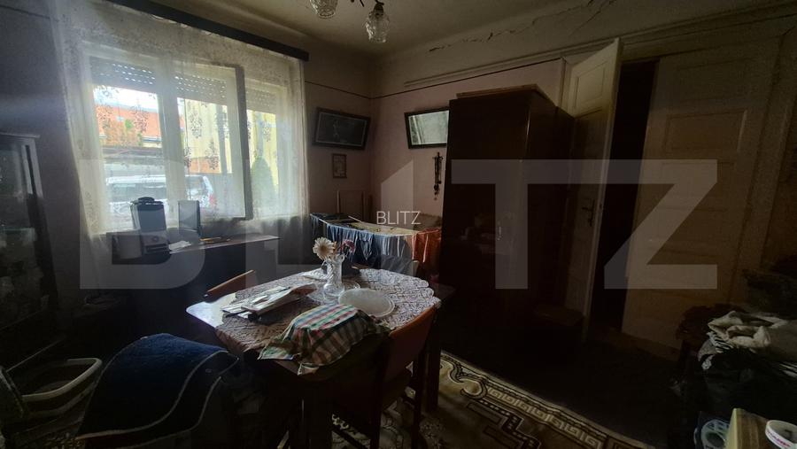 Casa 3 dormitoare de vanzare, 85 mp, teren 223 mp, strada George Enescu - 10
