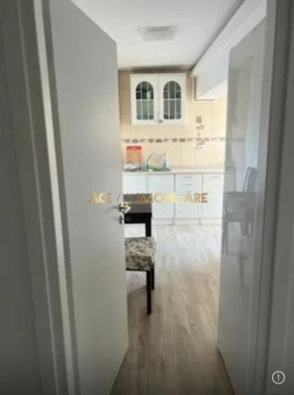 2 Camere de inchiriat | Unirii | Metrou | Parcare | Mobilat