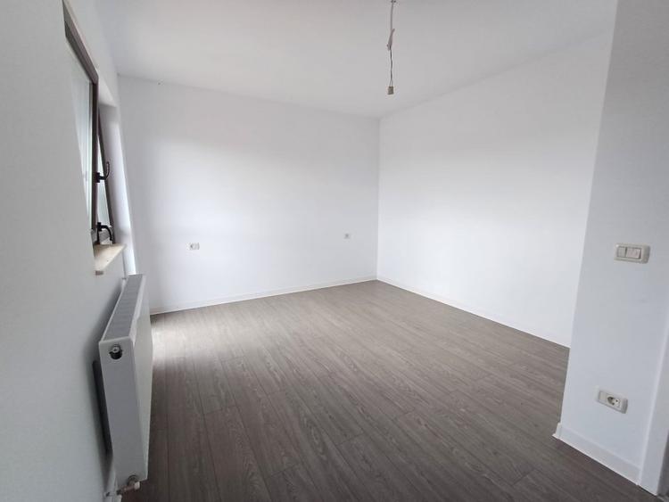 DUPLEX 3 CAMERE , 2 bai, zona Miroslava-Balciu